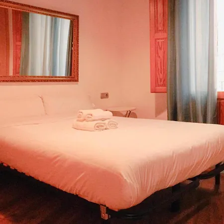 La Lonja De La Seda Apartment Valencia